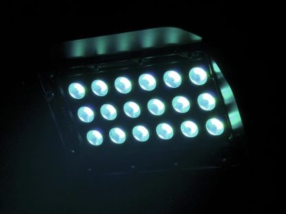 EUROLITE LED CLS-18 QCL RGBW 18x8W 12° - neonaffair