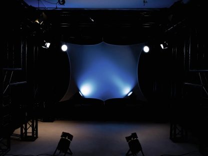 EUROLITE LED Theatre COB 200 RGB+WW - neonaffair